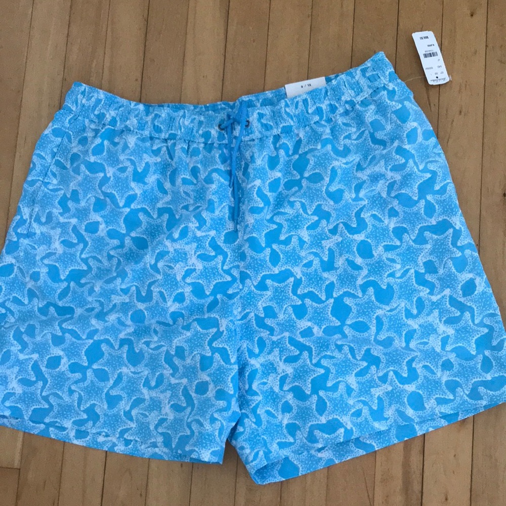 Men’s Brooks Brothers bathing suit